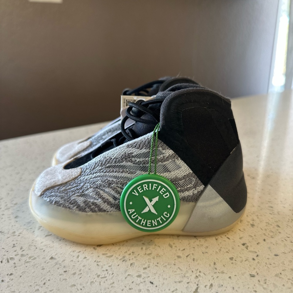 Adidas Yeezy QNTM Infant Sneakers
